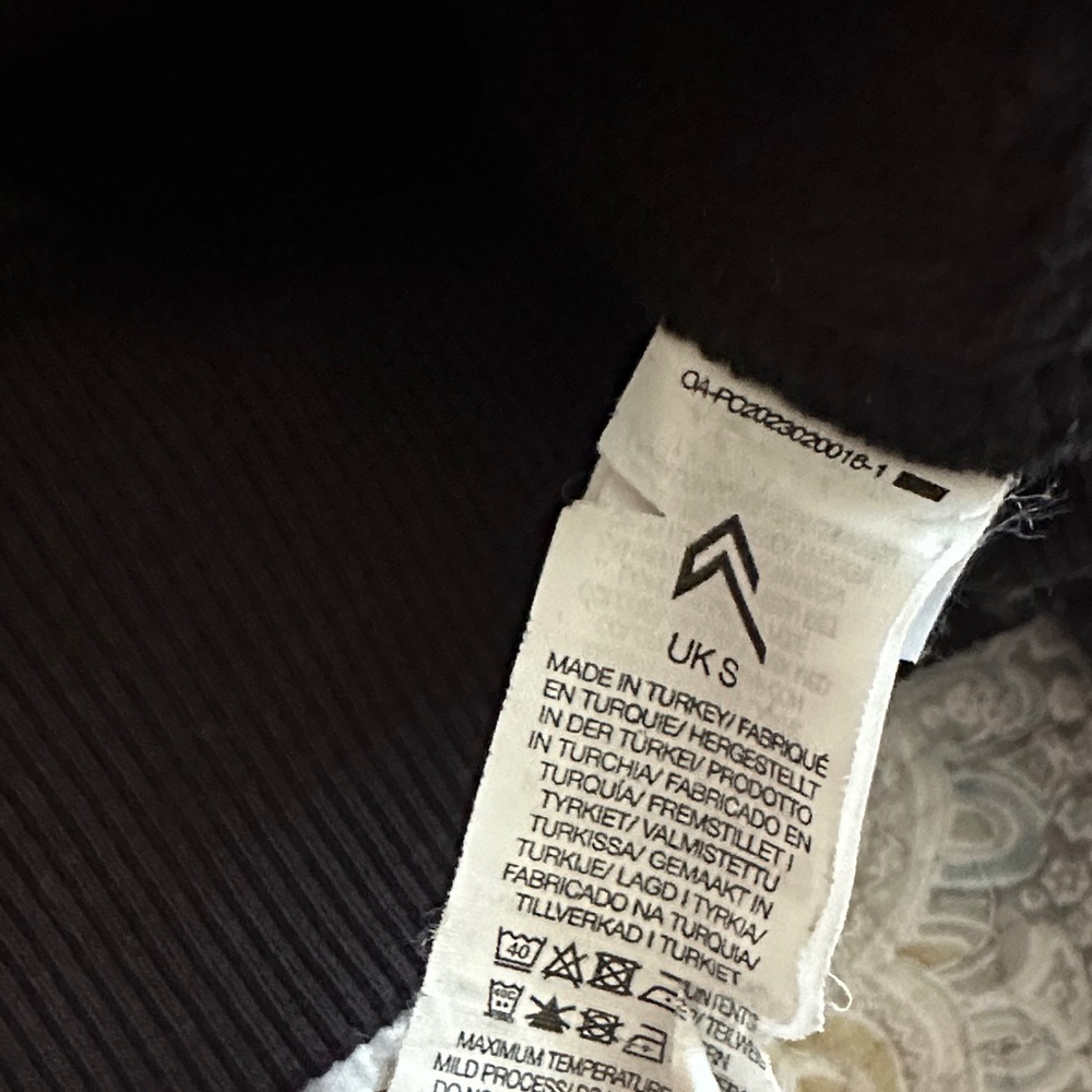 Oner Active Black Crewneck Sweater - Picture 3 of 3